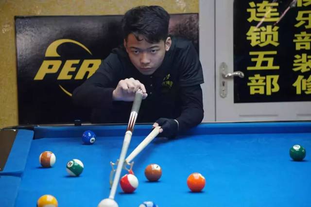 的竞争中保 的竞争中保